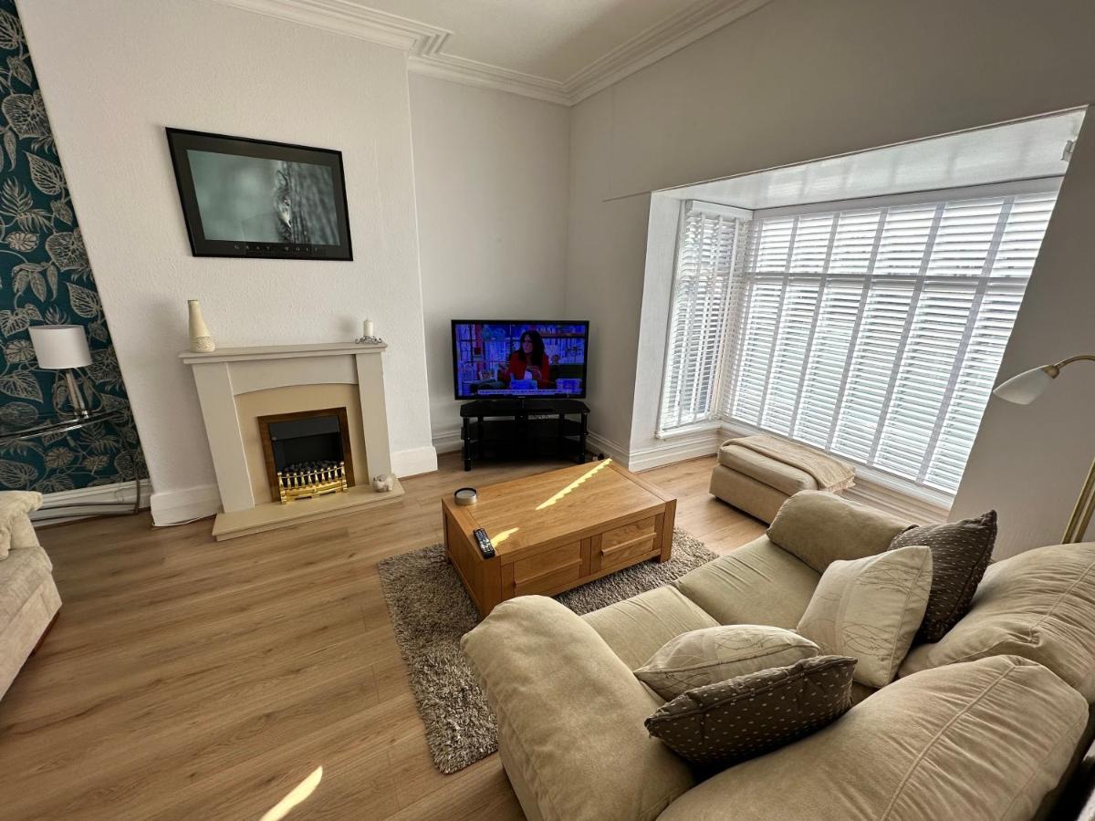 Spacious One Bedroom Apartment In Central Location Lytham St Annes Luaran gambar