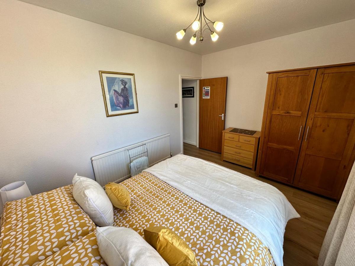 Spacious One Bedroom Apartment In Central Location Lytham St Annes Luaran gambar