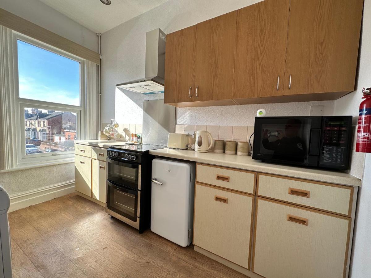 Spacious One Bedroom Apartment In Central Location Lytham St Annes Luaran gambar